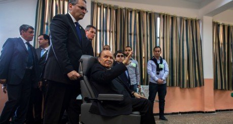 Chroniques de la chute de Bouteflika 1/3 : fin du mandat et candidature