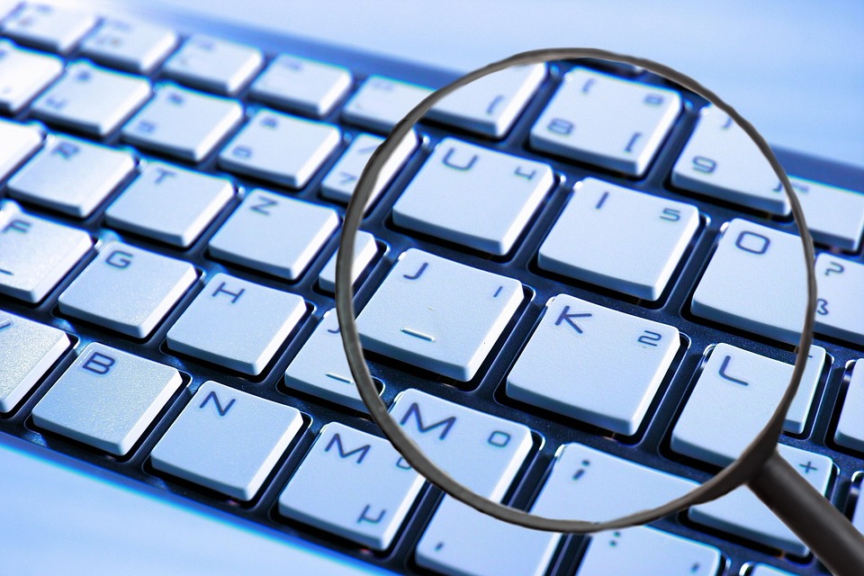 Israel: a lack of control of online spying by intelligence services 2