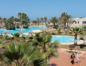 La Tunisie va venir en aide au personnel des hôtels touristiques 