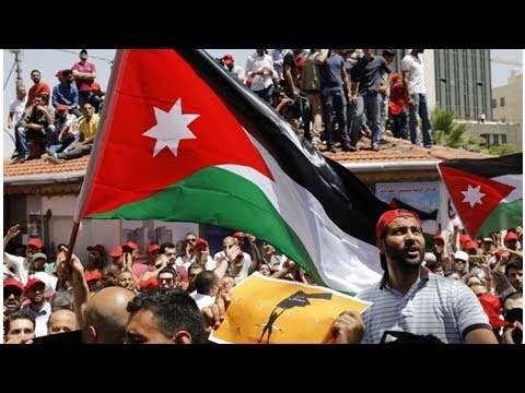 En Jordanie, des diplômés marchent vers Amman pour réclamer du travail