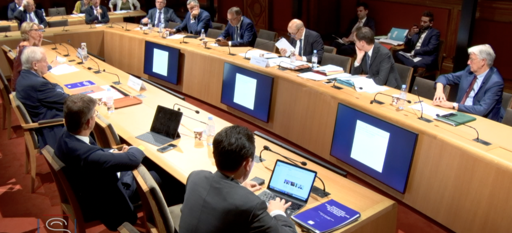 Montée du terrorisme, accords de Berlin, embargo sur les armes : la Libye au centre des tensions de la Méditerranée