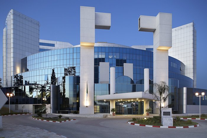L’Algérie veut accélérer ses réformes économiques et économiser 20 milliards de $