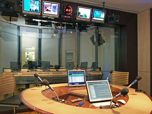 Médias : la radio NRJ se lance au Maroc
