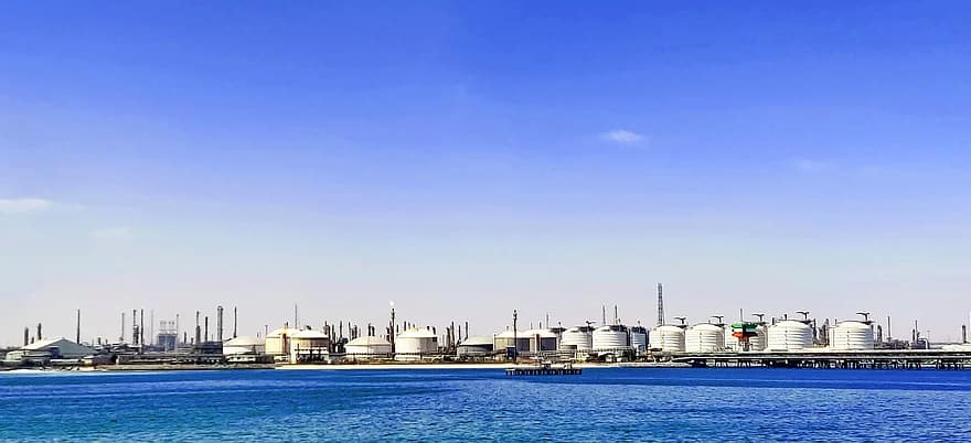 Le Liban veut importer des produits pétroliers du Koweit pour faire face à ses besoins