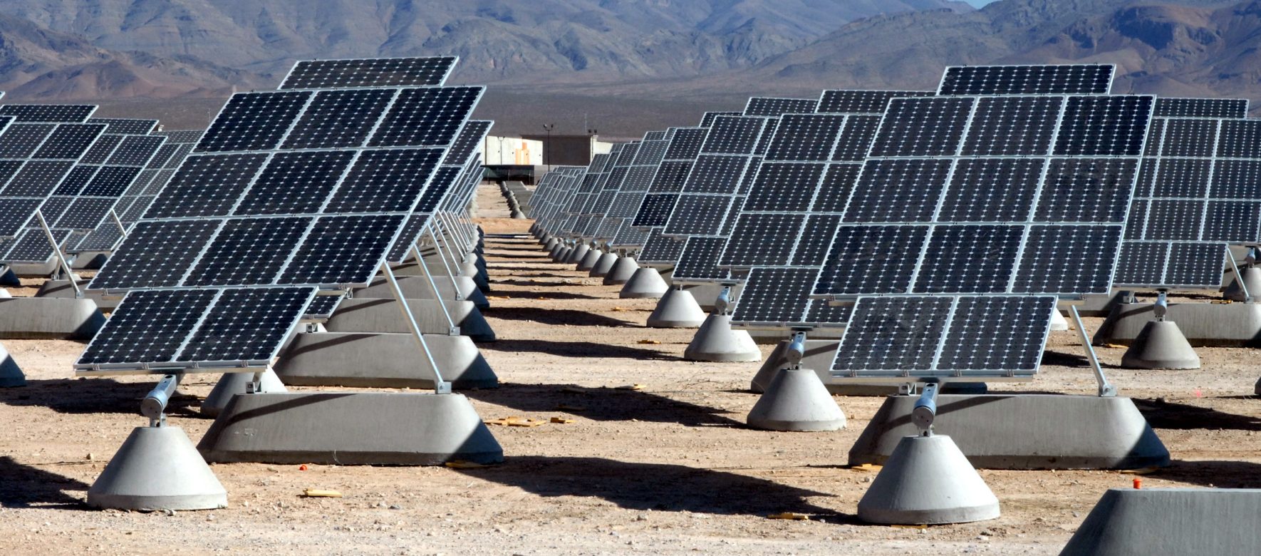 Un nouveau projet de centrales solaires de 300 millions de dollars bientôt lancé en Egypte