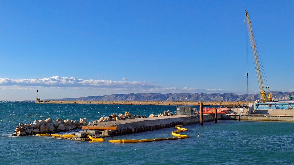 Le port de Marseille profite du désaccord entre le Maroc et l’Algérie