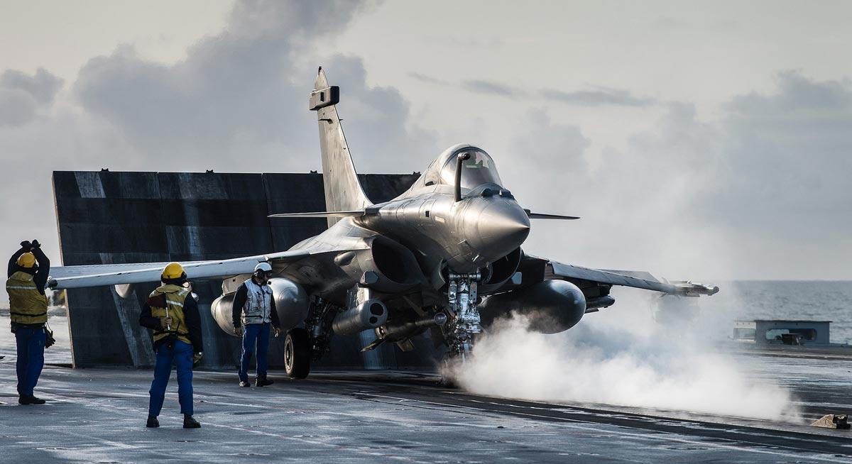 Egypte : l'achat de 12 avions français Rafale bloqué par les USA