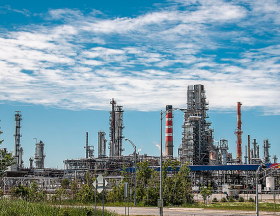 Algérie : La Sonatrach va construire une nouvelle raffinerie de 110 000 barils par jour