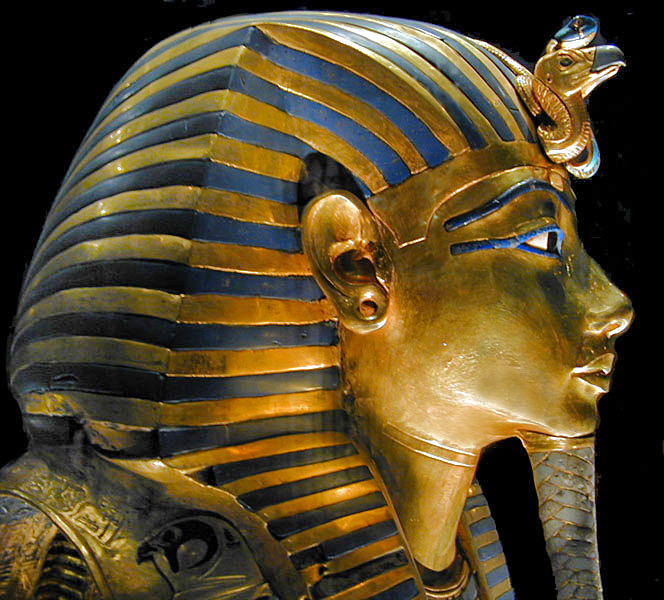 Egypt: a discovery of 30 wooden coffins with mummies inside