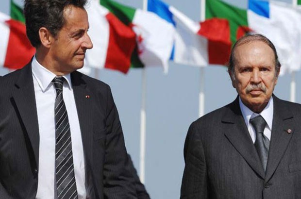 Nicolas Sarkozy met son grain de sel dans les affaires de l'Algérie et du Maroc