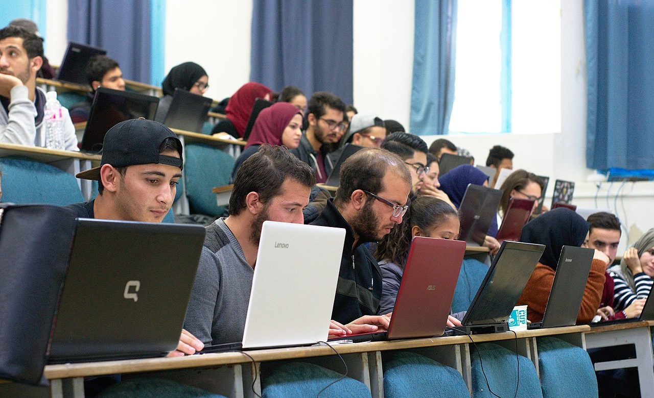 Tunisie : Le premier centre technologique dédié à la jeunesse tunisienne, issu du programme ELIFE de l’AFD, a été inauguré