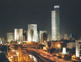 Israel : GDP per capita amounts to nearly $ 45.000 1