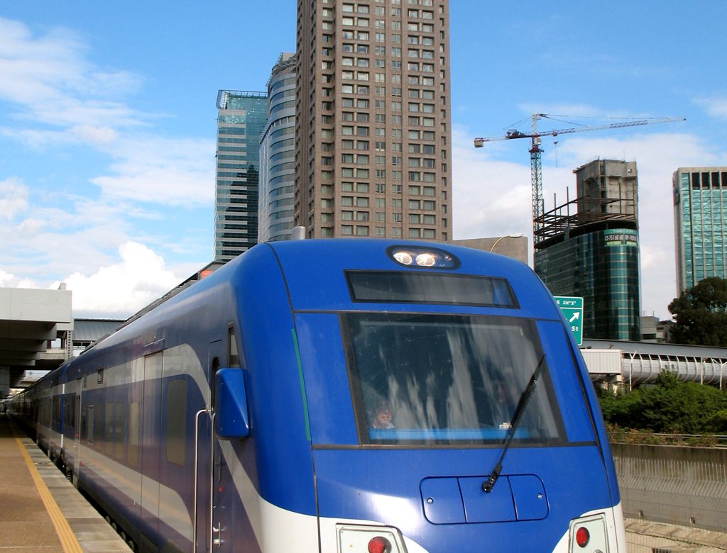 Israël : L’ouverture de la ligne Tel-Aviv - Jérusalem prévue pour mars 2018.
