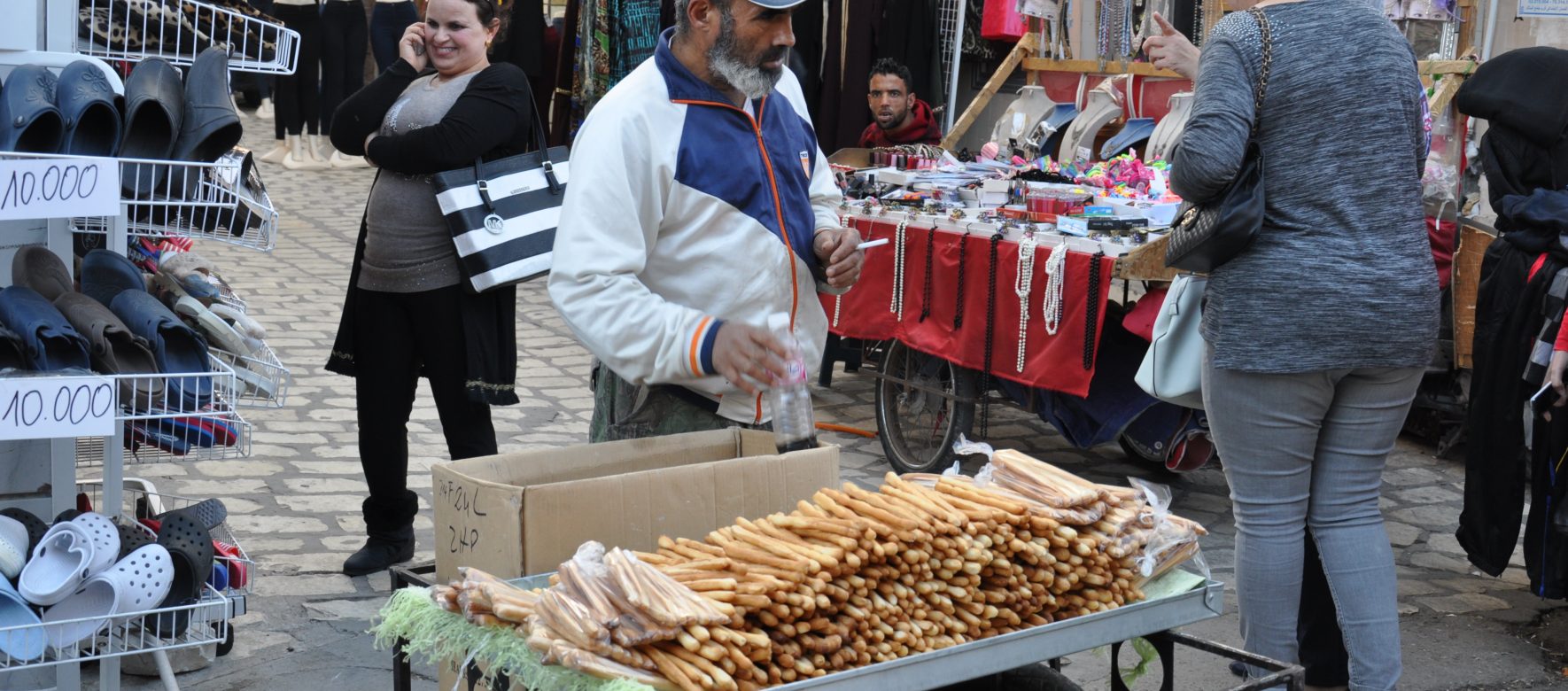 In Tunisia the informal economy represents a lack of 8,7 million euros to the States 2