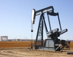 Egypte : Un important gisement de pétrole vient d’être découvert dans le désert occidental