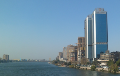 Egypte : La National Bank of Egypt accordera des financements aux PME pour les aider à utiliser les ressources énergétiques, hydriques et terrestres ainsi que les investissements dans des technologies de haute performance