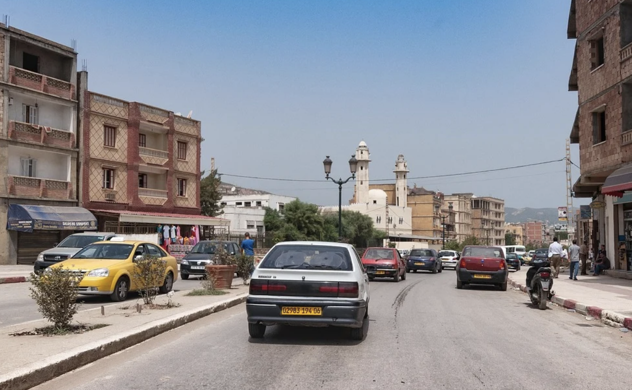 45% des automobilistes algériens prêts à acquérir des voitures électriques