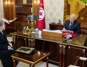 La Tunisie a désormais son nouveau gouvernement dirigé par Najila Boulden