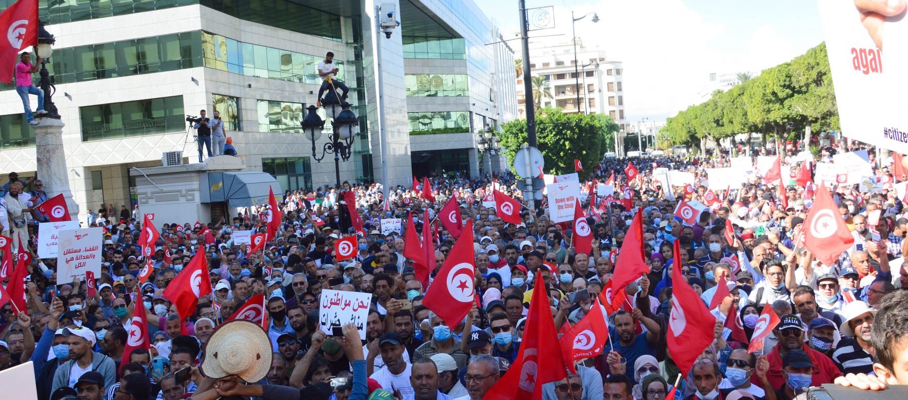 Tunisie : Des manifestations ont éclaté suite aux propos du président sur la loi 38 relative au recrutement dans le secteur public