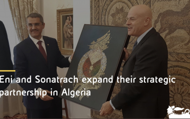 Algérie : Le producteur italien Eni et la société d’Etat Sonatrach ont signé un accord sur le développement de ressources supplémentaires de 135 millions de barils de pétrole dans le bassin à terre de Berkine