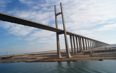 Egypte : Dragon Oil, filiale de la société publique émiratie du pétrole ENOC, a découvert un gisement de pétrole dans le golfe de Suez estimé à 100 millions de barils