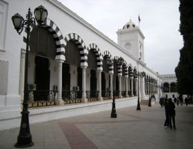 Tunisie : Quels sont les cadrages et les grandes orientations du budget 2022 ? Pour quelle croissance prévue ?