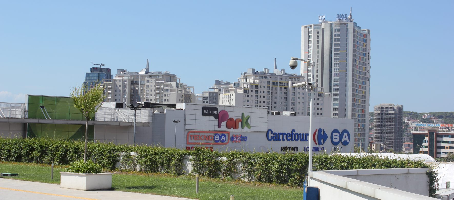Israël : Le groupe français Carrefour s’implanterait dans le pays avant la fin de 2022