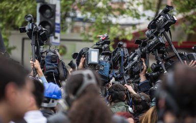 Algérie : Le président lance une réorganisation du secteur de la Communication et de la presse