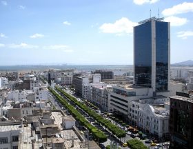 La Tunisie a l’obligation de mettre en place des mesures économiques d’urgence pour surmonter la crise et regagner la confiance des bailleurs de fonds