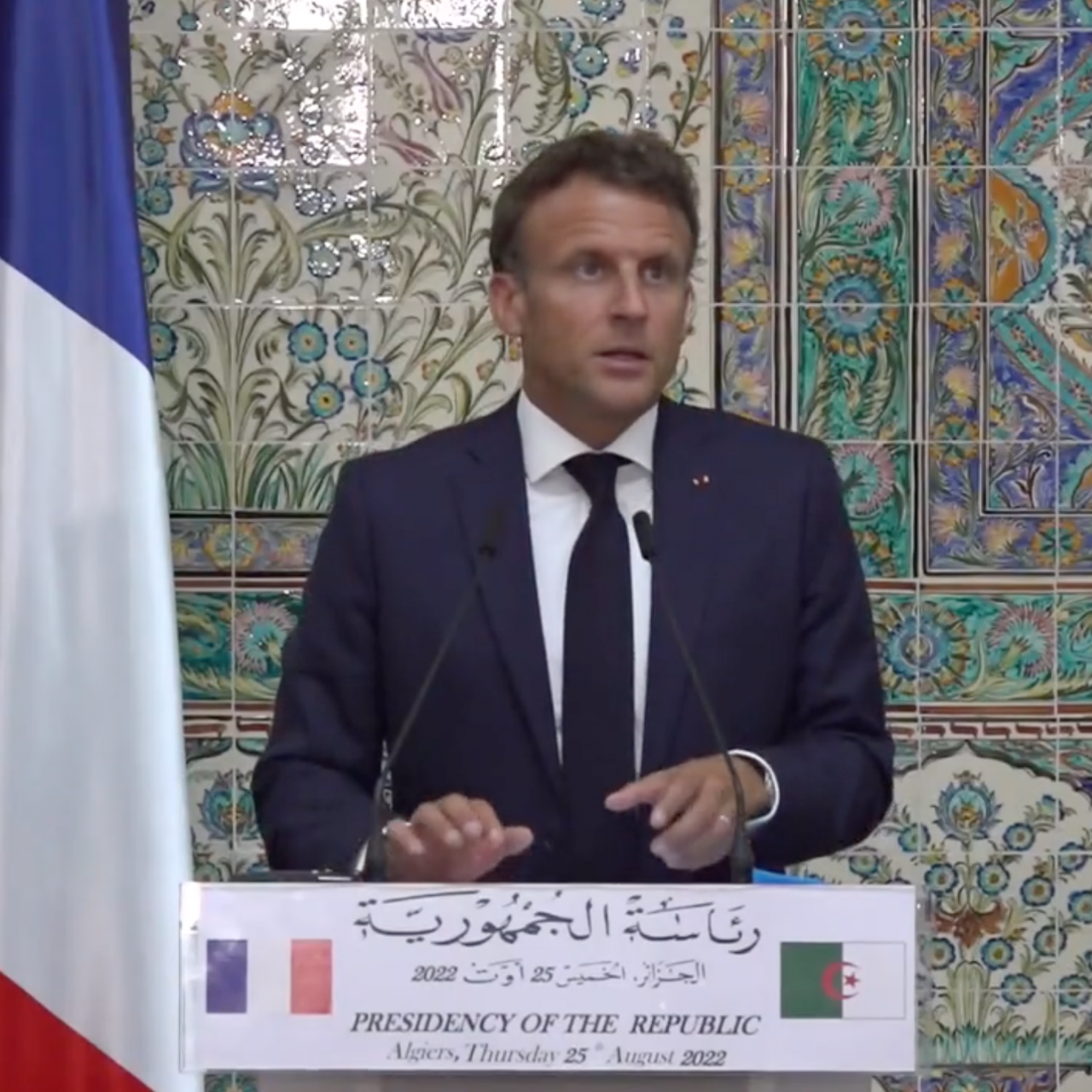 L’Algérie et la France veulent une nouvelle orientation de renforcement de leurs relations bilatérales fondée sur un partenariat global d’exception  2