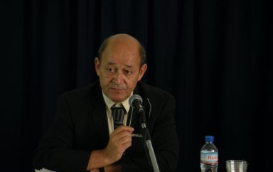 Jean Yves Le Drian etesTIC2011 01