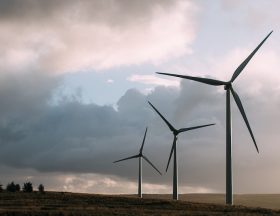 windmills 2181904 1280