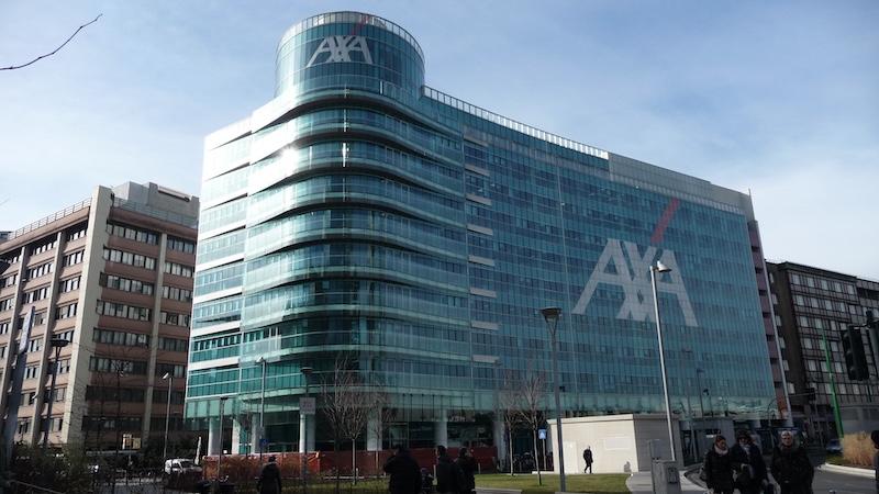 AXA