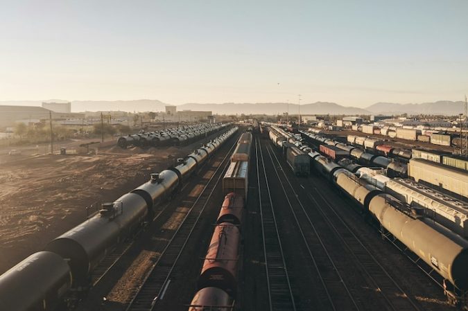 avi waxman Lq9vlEn8Cl8 unsplash