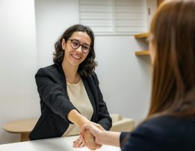 resume genius IESB4iFVuzA unsplash