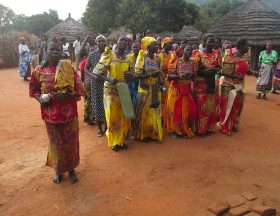 African women at work