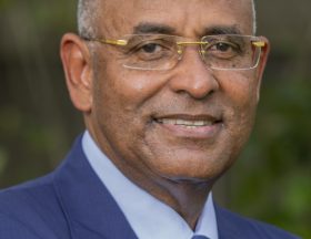 118 Photo Officielle Ministre dEtat secretaire general de la presidence Abidjan Cocody Riveira 3 24 01 2021 cropped