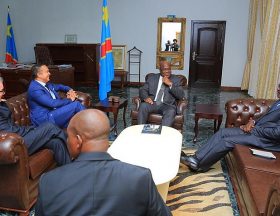 800px Félix Tshisekedi avec Nicolas Kazadi et Luc Gérard Nyafé à la Cité de lUnion Africaine