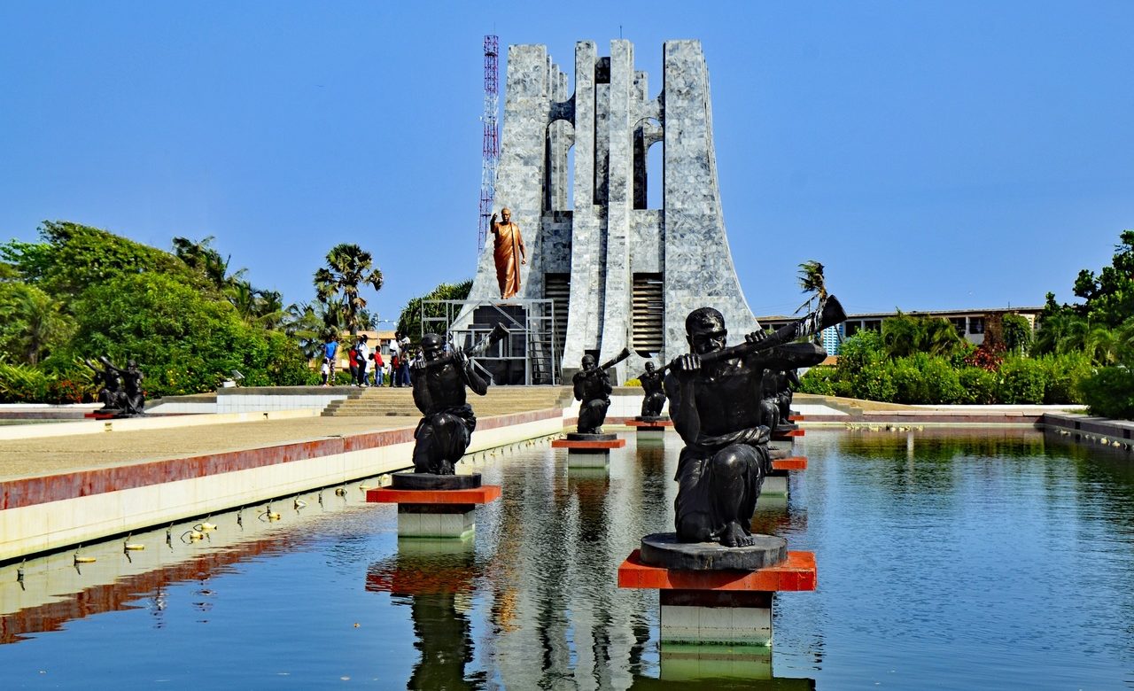 water monument vacation statue reflection amusement park 1203436 pxhere.com