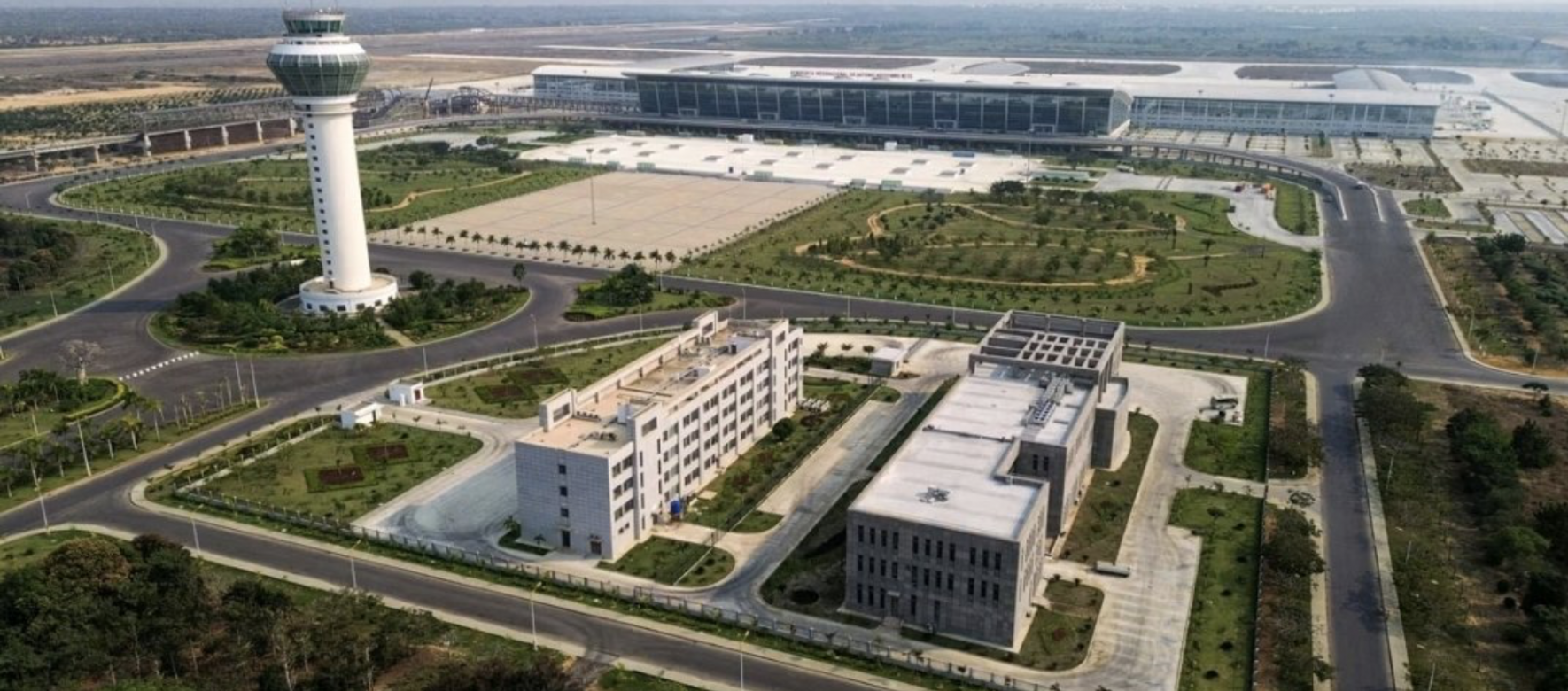 ANGOLA Aéroport 1