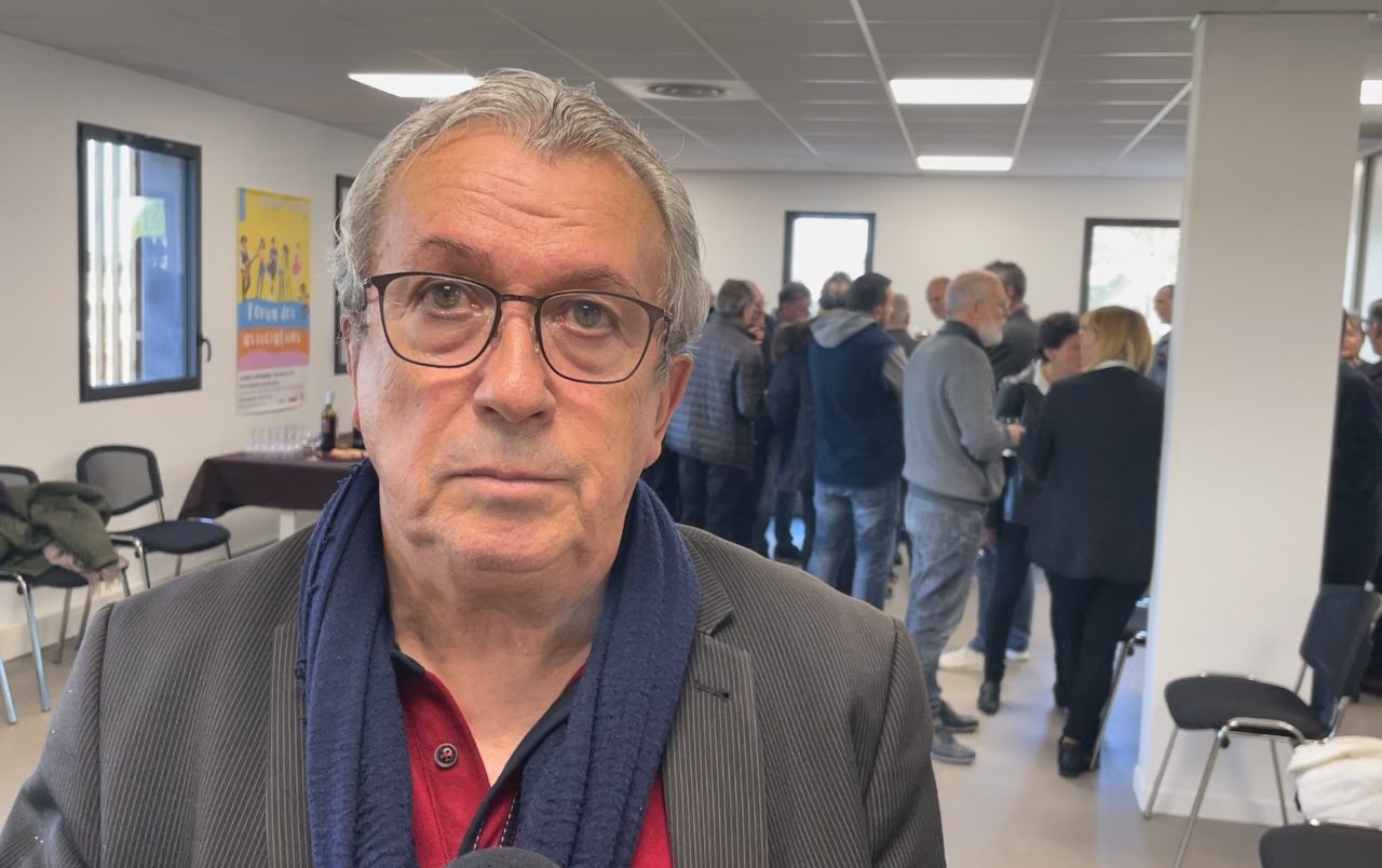 Aigues mortes maison des asso 6