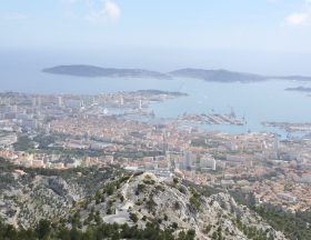 Toulon Provence Alpes Cote dAzur France panoramio 4