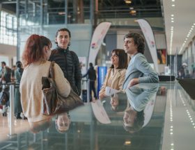 4 Passagers hall aeroport Nimes Credit Fanny Combes po Nimes Metropole