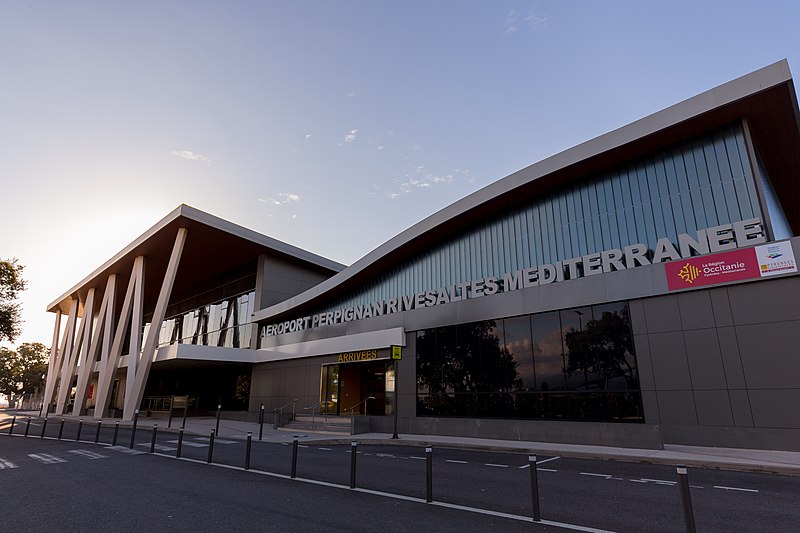 800px Aeroport Perpignan