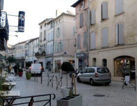 Tarascon sociaux
