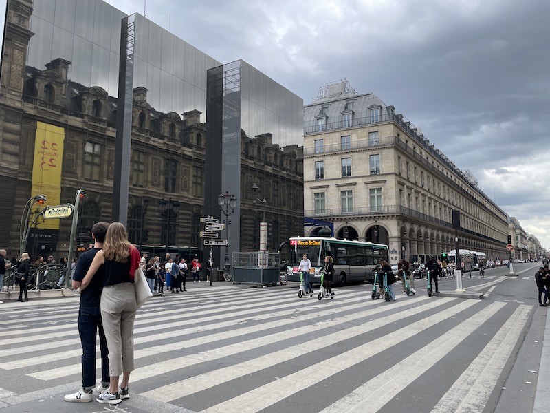 Paris rue rivoli ©Jeremy Flament