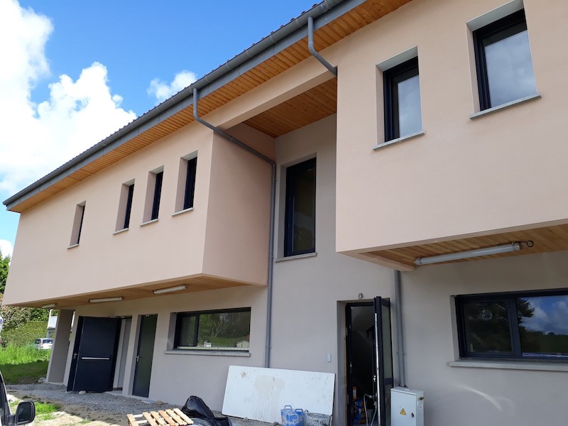Maison de sante mairie le rouget pers