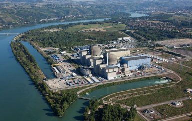 134a76a4c989 Vue aerienne de la centrale nucleaire de Saint Alban