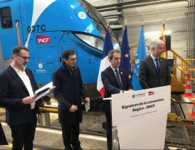 AURA wauquiez signature convention SNCF TER 2