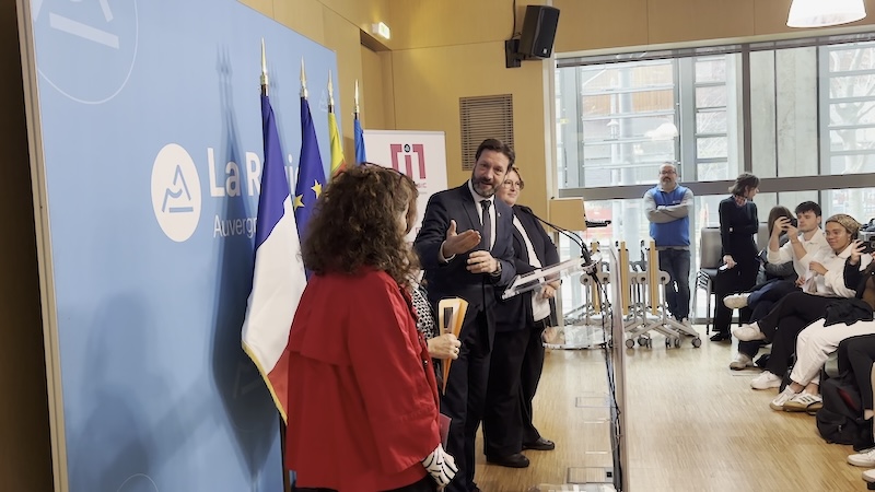 aura ces2